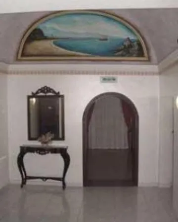Gresi Готель 3*
